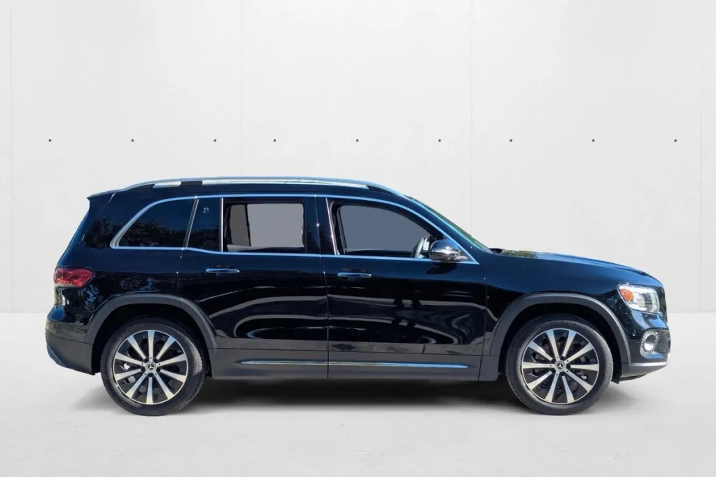 2020 Mercedes Benz GLB 250 photo 1
