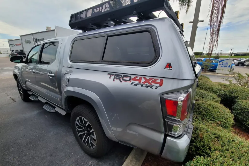 2023 Toyota Tacoma TRD Sport V6 photo 1