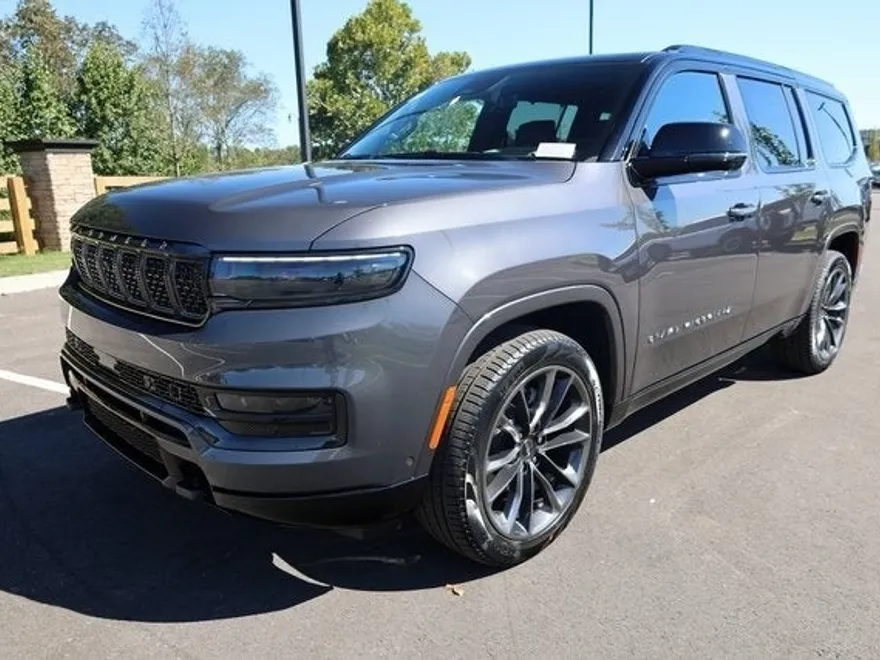2024 Jeep Grand Wagoneer Obsidian photo 1