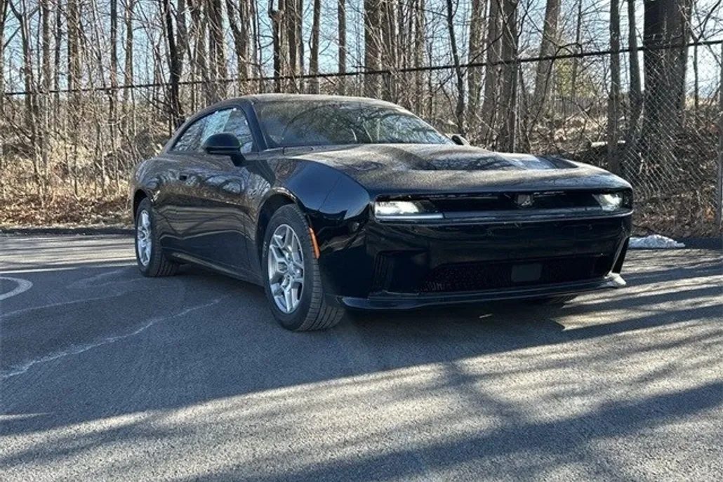 2025 Dodge Charger Daytona R/T AWD photo 1