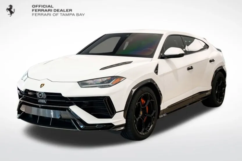 2023 Lamborghini Urus Performante photo 1