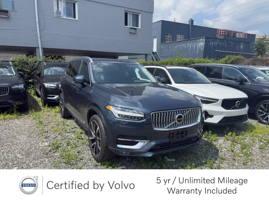2024 Volvo XC90 Plus photo 1