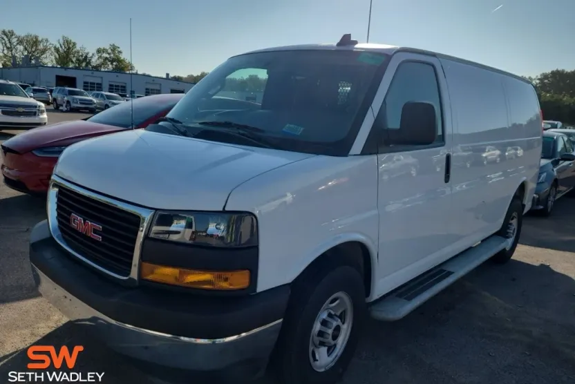 2024 Gmc Savana 2500 Cargo photo 1