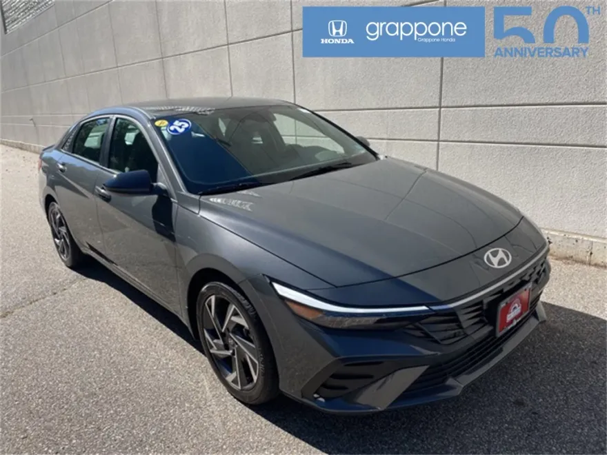 2025 Hyundai Elantra SEL Sport photo 1