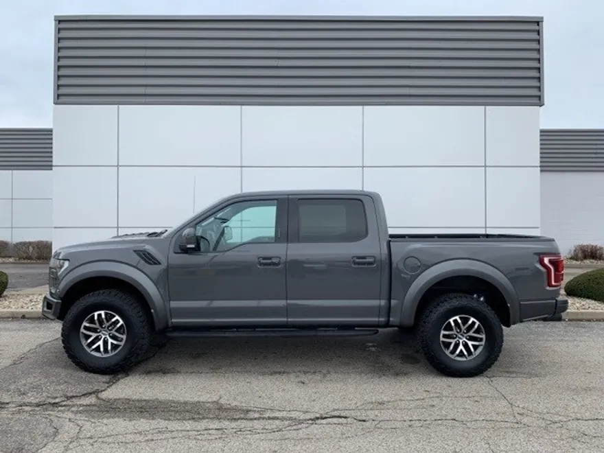 2018 Ford F-150 Raptor photo 1