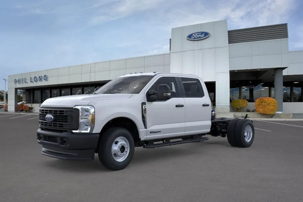 2026 Ford F-350 photo 1