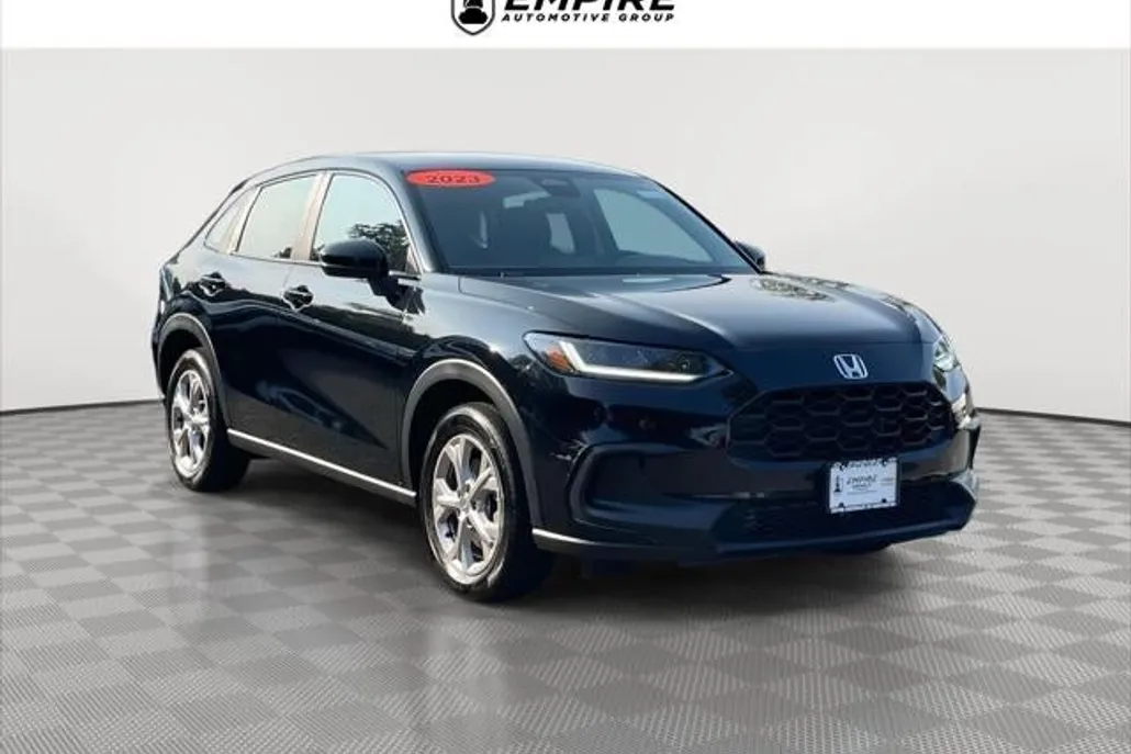 2023 Honda HR-V LX photo 1