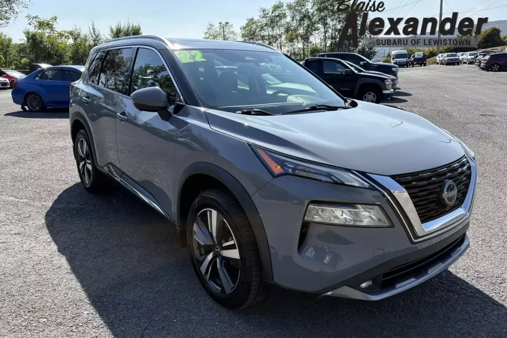 2022 Nissan Rogue AWD SL photo 1
