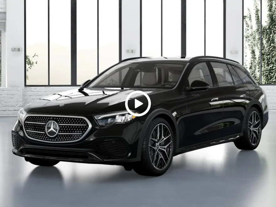 2025 Mercedes Benz E 450 4MATIC photo 1
