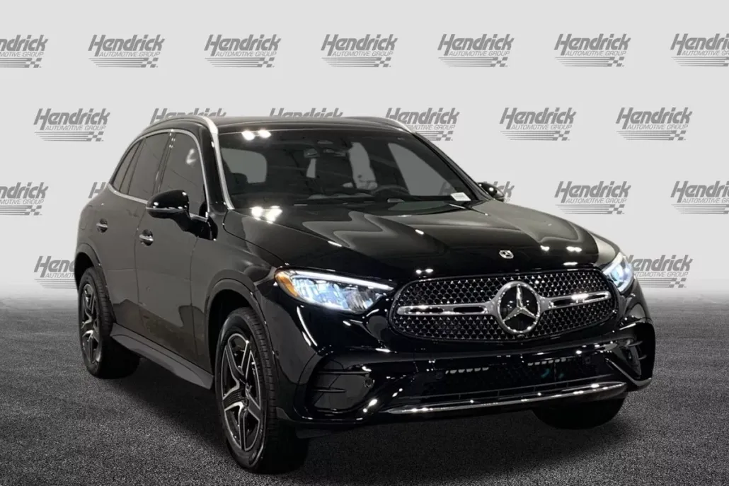 2026 Mercedes Benz GLC 300 photo 1