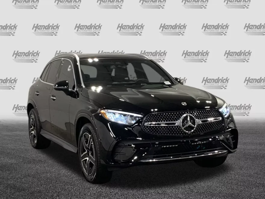 2026 Mercedes Benz GLC 300 photo 1