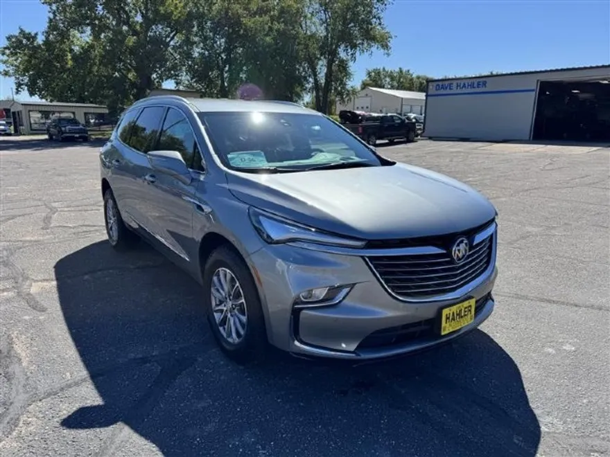 2023 Buick Enclave Premium photo 1