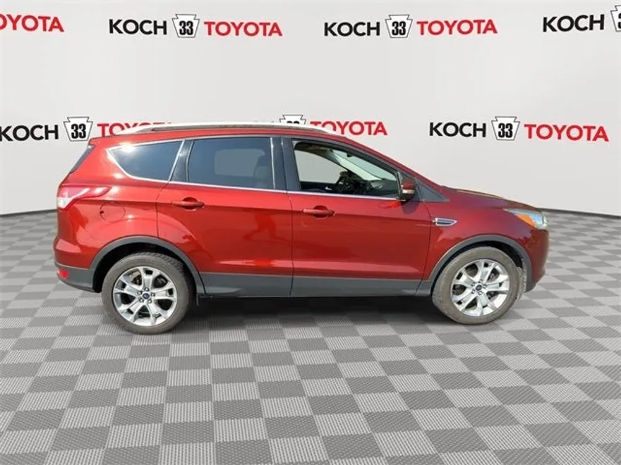 2016 Ford Escape Titanium photo 1