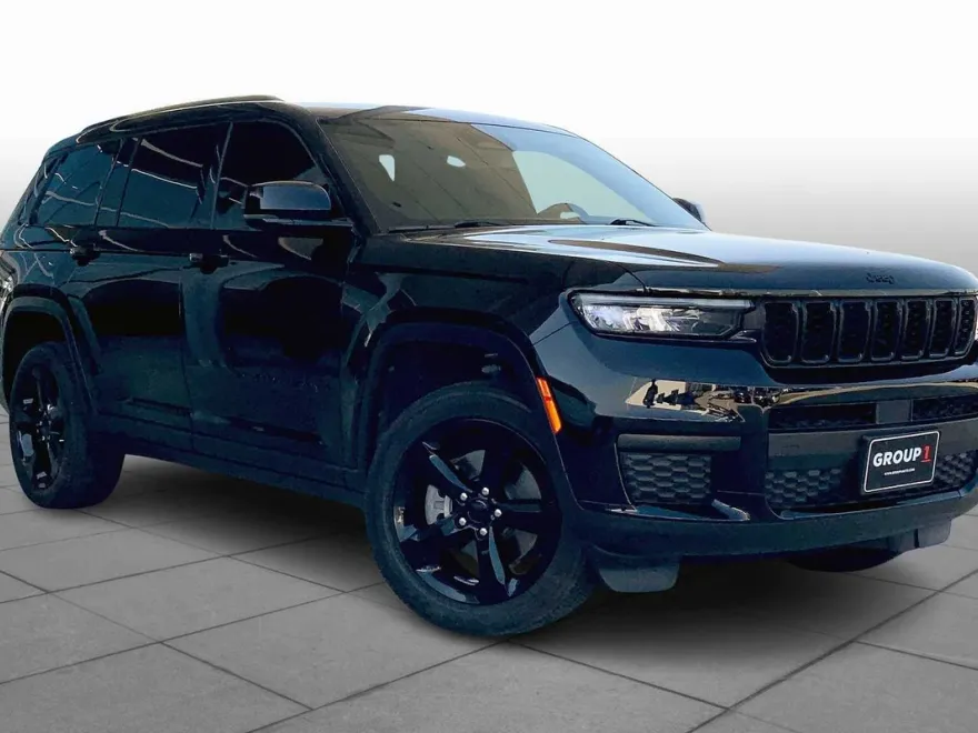 2024 Jeep Grand Cherokee Altitude photo 1