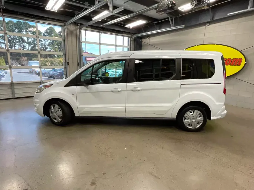 2014 Ford Transit XLT photo 1