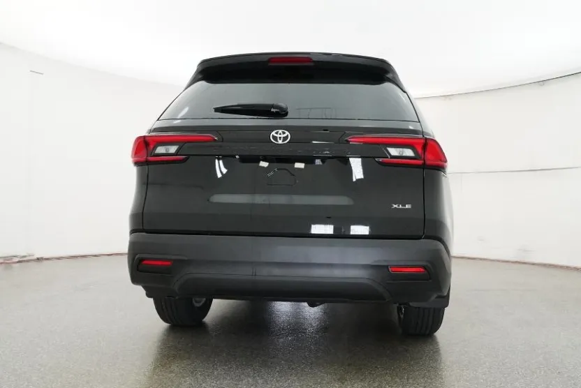 2026 Toyota Grand Highlander XLE photo 1
