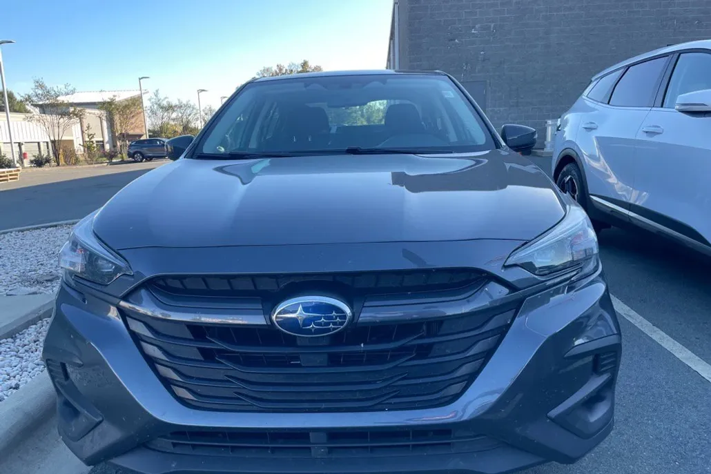 2023 Subaru Legacy Premium photo 1