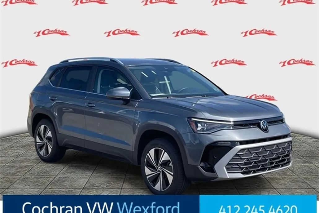 2025 Volkswagen Taos SE photo 1
