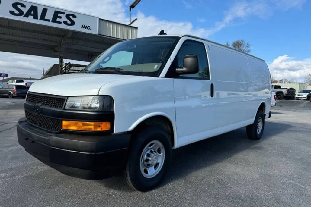 2023 Chevrolet Express 2500 Cargo Van photo 1