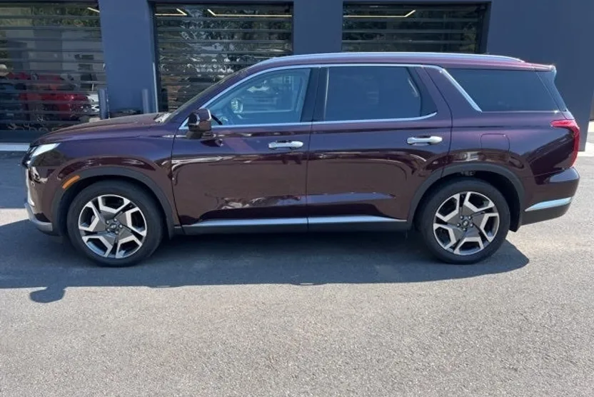 2023 Hyundai Palisade Limited photo 1