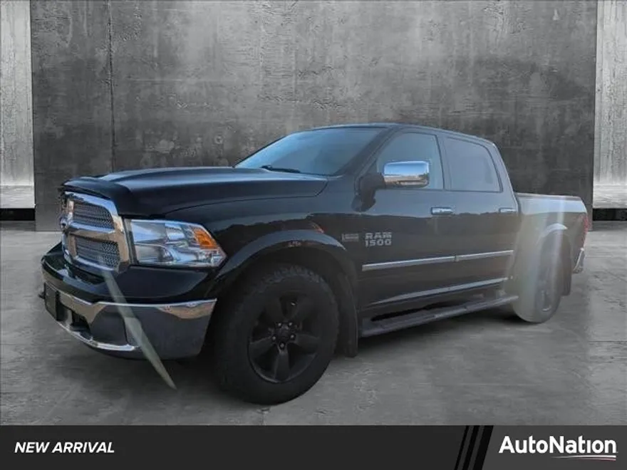 2018 Ram 1500 SLT photo 1