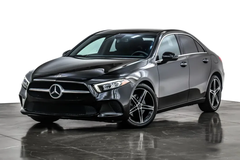 2021 Mercedes Benz A 220 photo 1