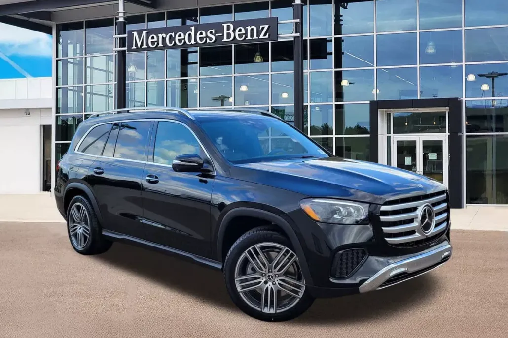 2025 Mercedes Benz GLS 450 photo 1