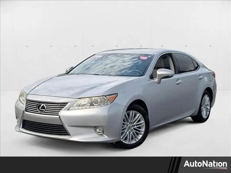 2015 Lexus ES 350 photo 1
