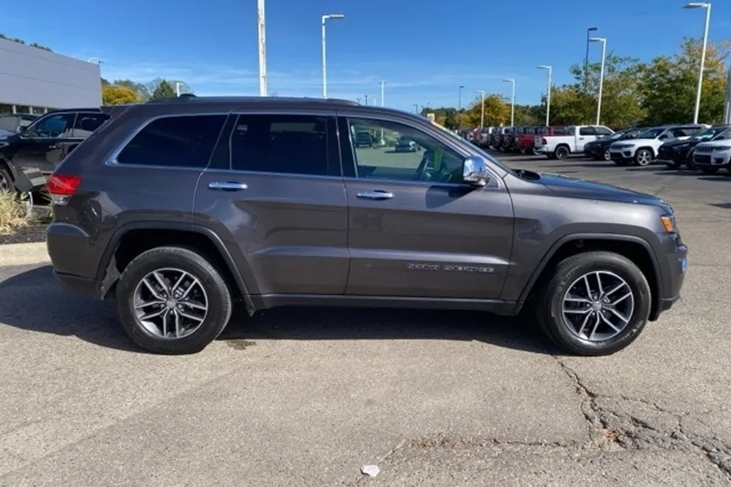 2018 Jeep Grand Cherokee Limited photo 1