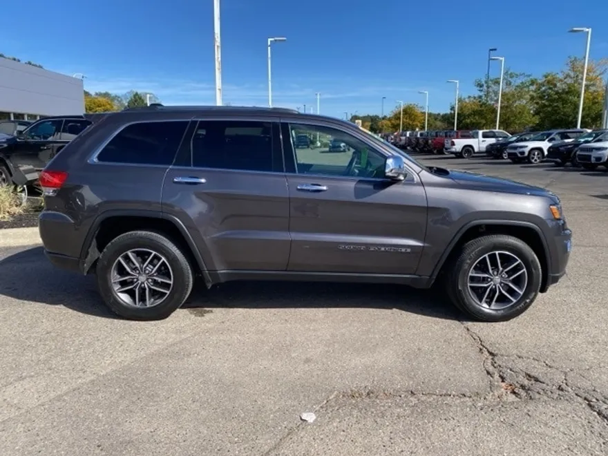 2018 Jeep Grand Cherokee Limited photo 1