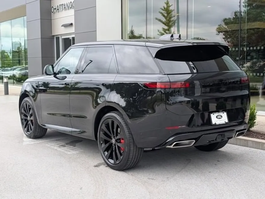 2025 Land Rover Range Rover Sport SE photo 1