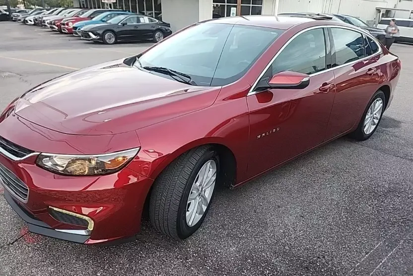 2018 Chevrolet Malibu Hybrid Base photo 1