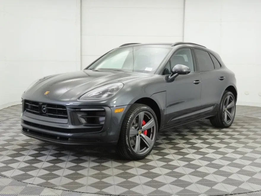 2025 Porsche Macan S photo 1
