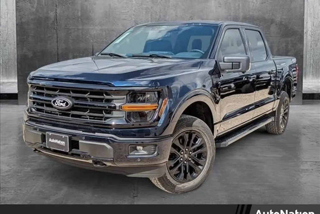 2025 Ford F-150 XLT photo 1