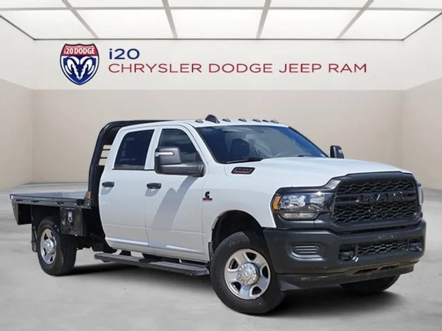 2023 Ram 2500 Tradesman photo 1