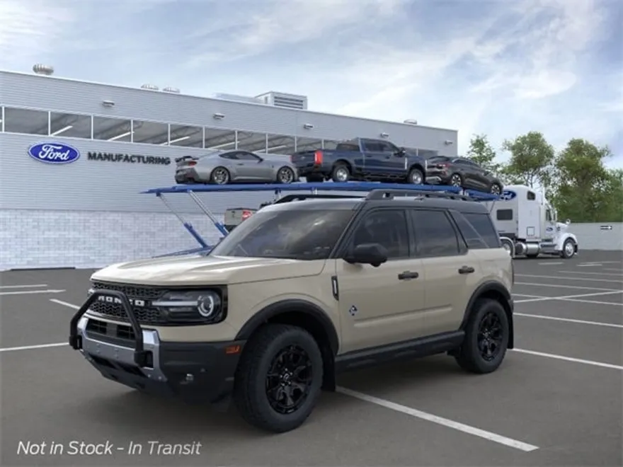 2025 Ford Bronco Sport Outer Banks photo 1