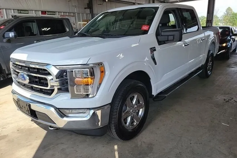 2021 Ford F-150 XLT photo 1