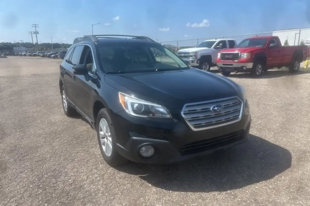 2017 Subaru Outback Premium photo 1
