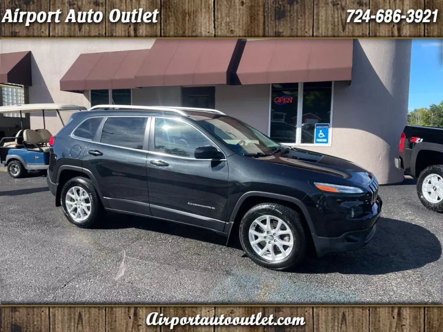 2015 Jeep Cherokee Latitude photo 1