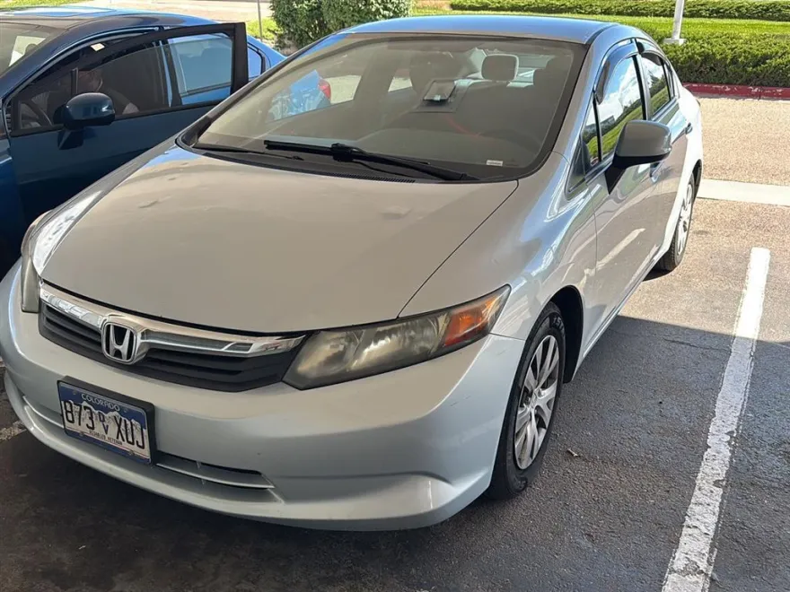 2012 Honda Civic LX photo 1