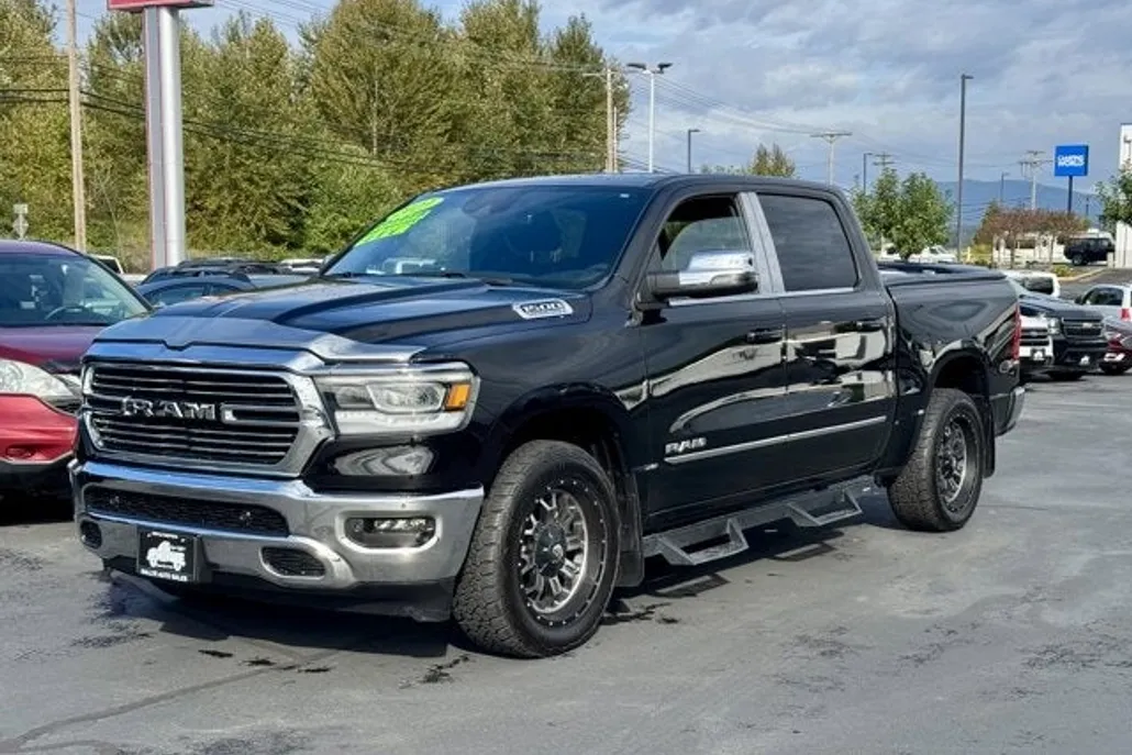 2023 Ram 1500 Laramie photo 1