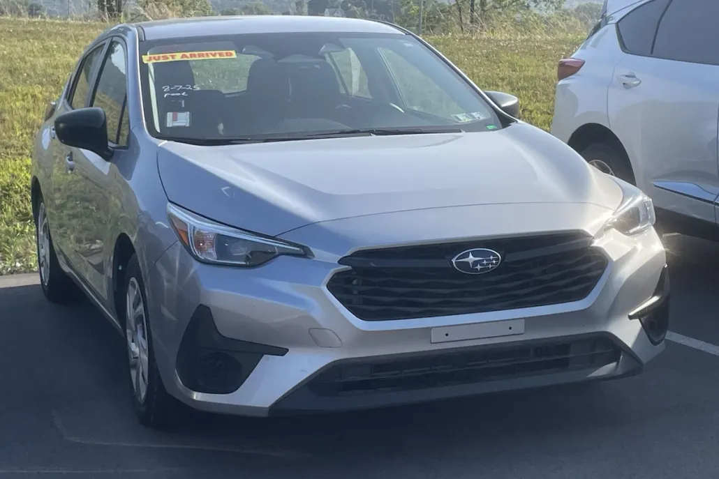 2024 Subaru Impreza Base photo 1
