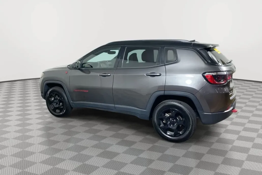 2023 Jeep Compass Trailhawk photo 1