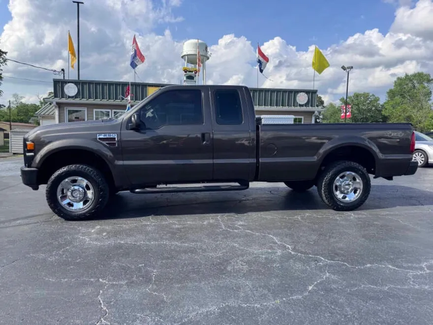 2008 Ford F-250 XL photo 1