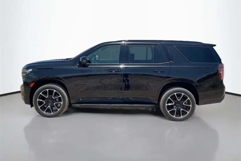 2022 Chevrolet Tahoe RST photo 1