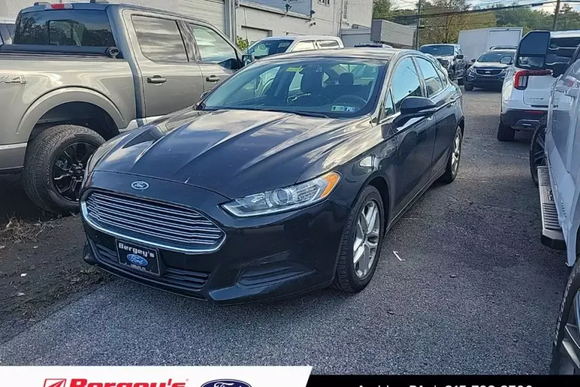 2014 Ford Fusion SE photo 1