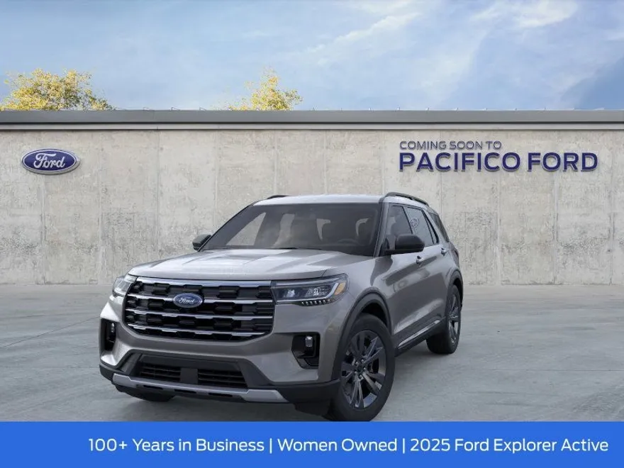 2025 Ford Explorer photo 1