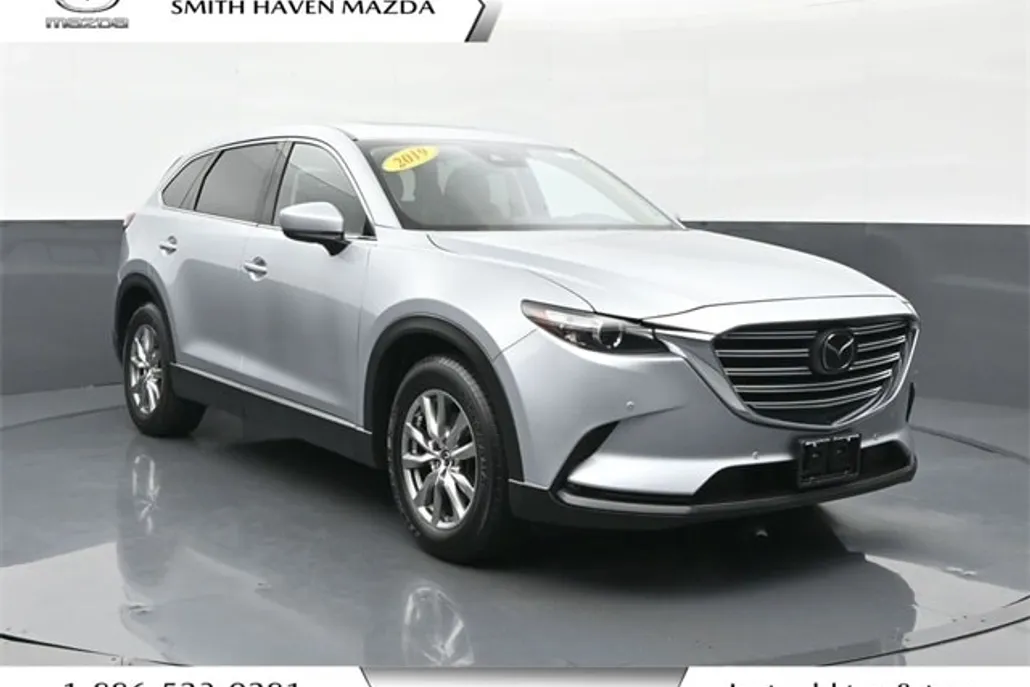2019 Mazda CX-9 Touring photo 1