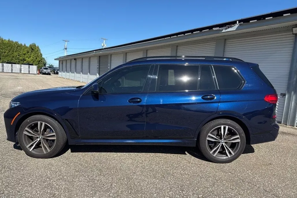 2022 Bmw X7 M50i photo 1