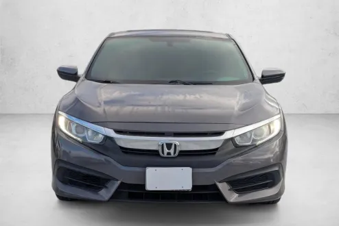 2018 Honda Civic photo 2